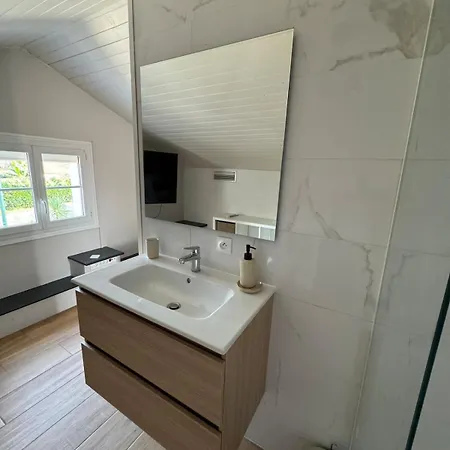 L Du Avec Roof